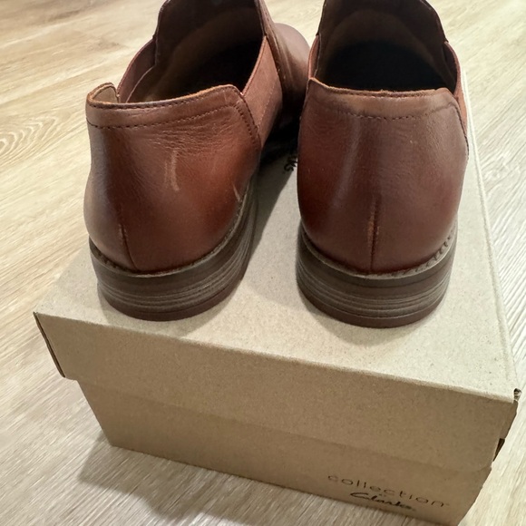Clarks Camzin Step Bootie in Dark Tan Leather - New In Box - Picture 4 of 6